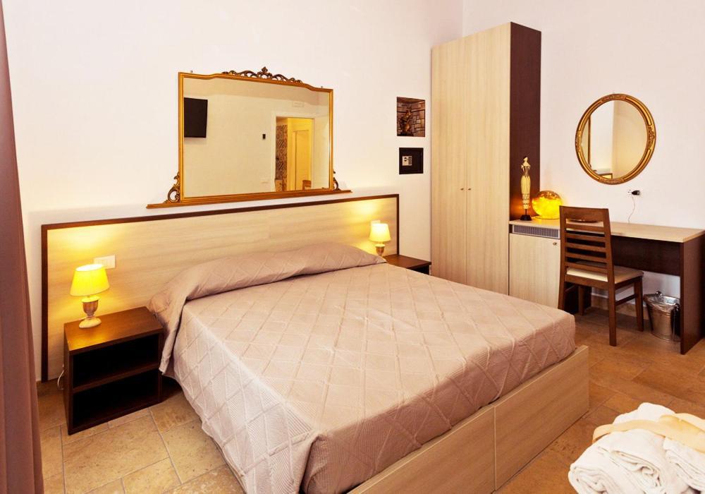 מלון ונטימיגליה Casa Porta Marina מראה חיצוני תמונה